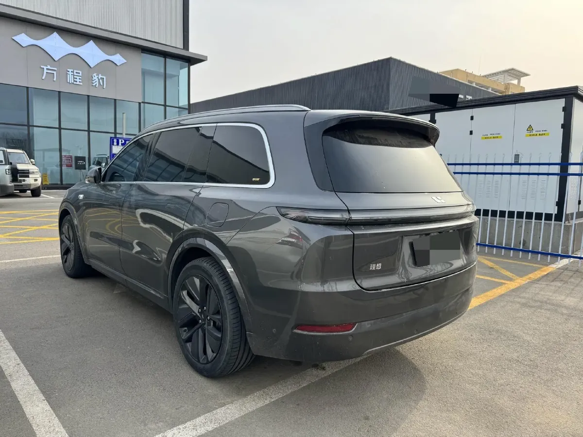 2022 Li L9 Range Extended 154HP REEV 42.6KWH,autocango,china used car exporter,china ev exporter,chinese used car exporter,chinese used ev exporter