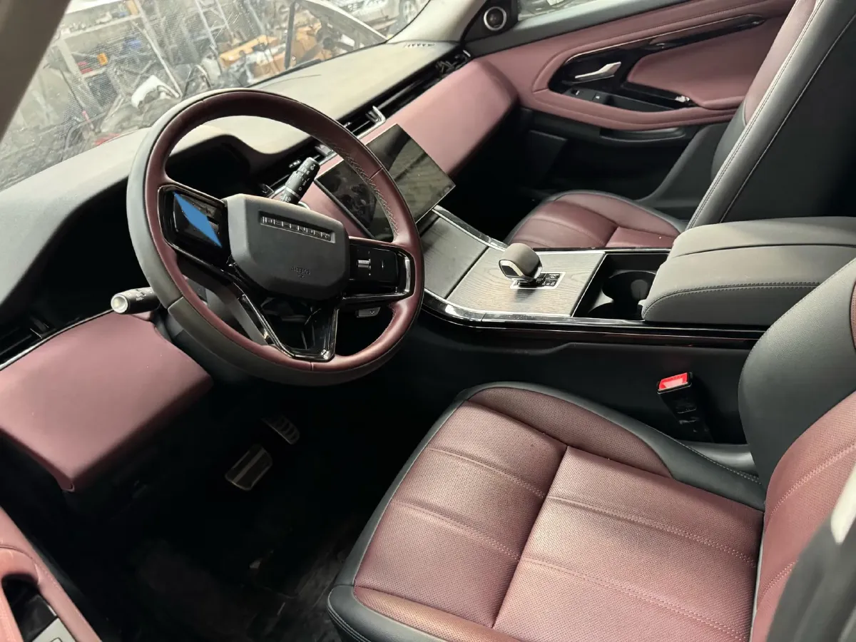 2024 Land Rover Range Rover Evoque 2.0T 249HP L4 9AT,autocango,china used car exporter,china ev exporter,chinese used car exporter,chinese used ev exporter