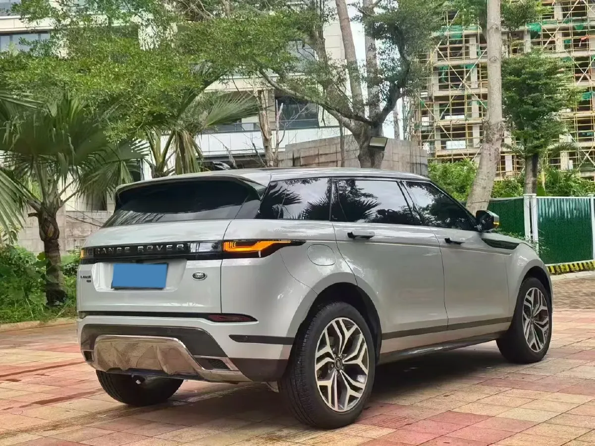 2024 Land Rover Range Rover Evoque 2.0T 249HP L4 9AT,autocango,china used car exporter,china ev exporter,chinese used car exporter,chinese used ev exporter