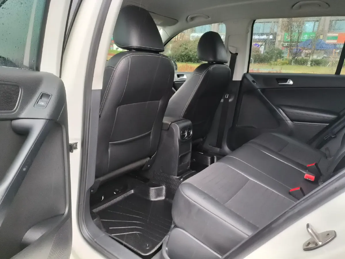 2016 Volkswagen Tiguan 1.8T 160HP L4 6AT,autocango,china used car exporter,china ev exporter,chinese used car exporter,chinese used ev exporter