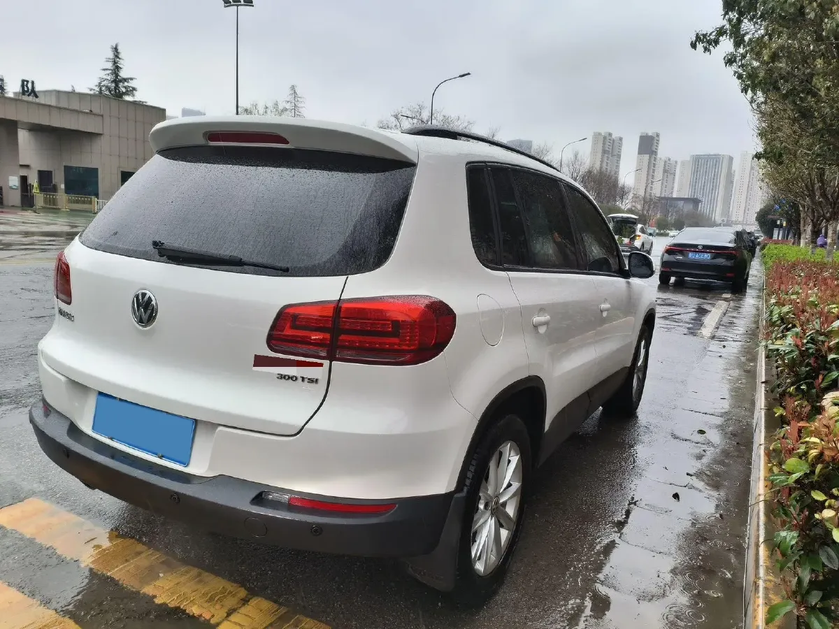 2016 Volkswagen Tiguan 1.8T 160HP L4 6AT,autocango,china used car exporter,china ev exporter,chinese used car exporter,chinese used ev exporter