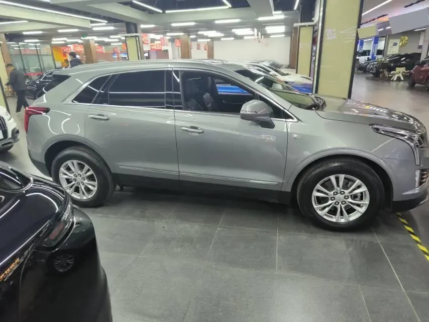 2023 Cadillac XT5 2.0T 237HP L4 9AT,autocango,china used car exporter,china ev exporter,chinese used car exporter,chinese used ev exporter