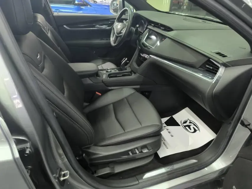2023 Cadillac XT5 2.0T 237HP L4 9AT,autocango,china used car exporter,china ev exporter,chinese used car exporter,chinese used ev exporter