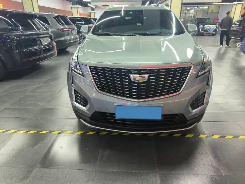 2023 Cadillac XT5 2.0T 237HP L4 9AT,autocango,china used car exporter,china ev exporter,chinese used car exporter,chinese used ev exporter