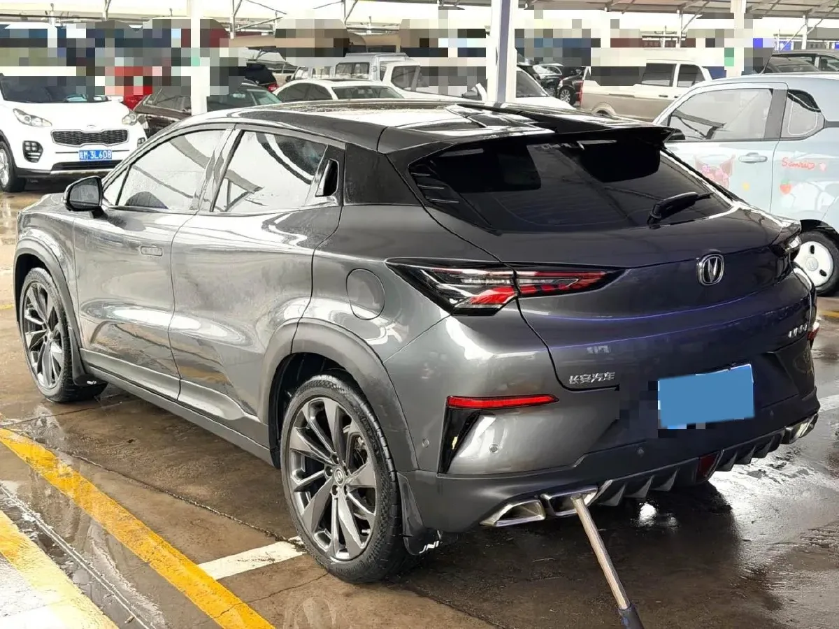 2020 ChangAn UNI-T 1.5T 180HP L4 7DCT,autocango,china used car exporter,china ev exporter,chinese used car exporter,chinese used ev exporter