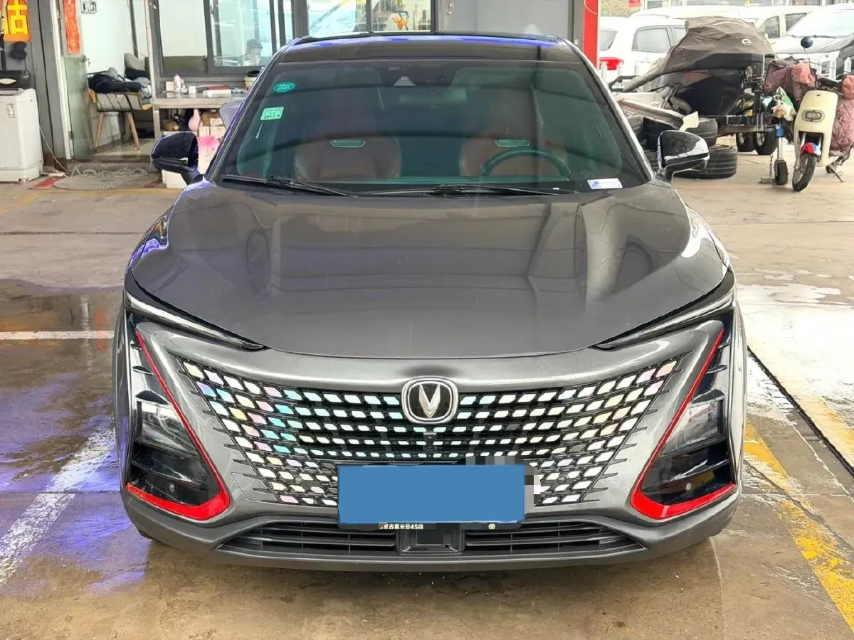 2020 ChangAn UNI-T 1.5T 180HP L4 7DCT,autocango,china used car exporter,china ev exporter,chinese used car exporter,chinese used ev exporter