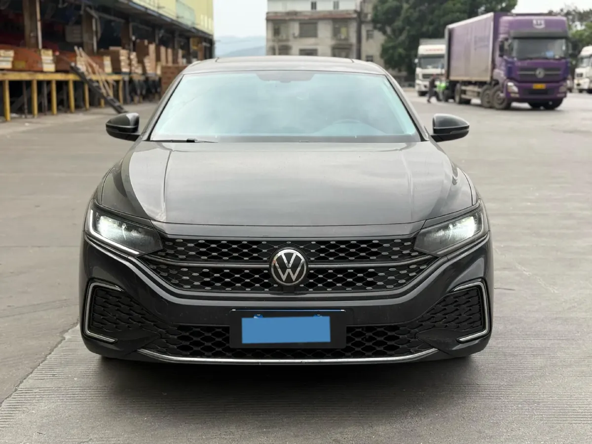 2026 Volkswagen Passat 2.0T 220HP L4 7DCT,autocango,china used car exporter,china ev exporter,chinese used car exporter,chinese used ev exporter