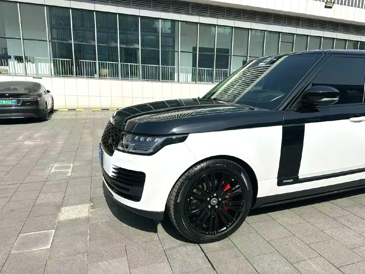 2020 Land Rover Range Rover 3.0T 400HP L6 8AT,autocango,china used car exporter,china ev exporter,chinese used car exporter,chinese used ev exporter