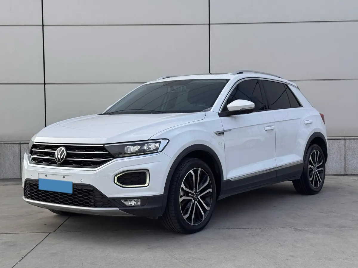 2022 Volkswagen T-Roc 1.4T 150HP L4 7DCT,autocango,china used car exporter,china ev exporter,chinese used car exporter,chinese used ev exporter