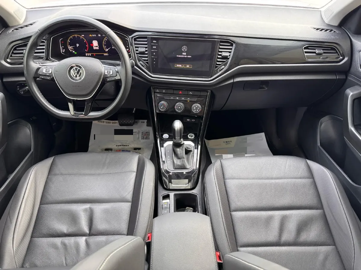 2022 Volkswagen T-Roc 1.4T 150HP L4 7DCT,autocango,china used car exporter,china ev exporter,chinese used car exporter,chinese used ev exporter