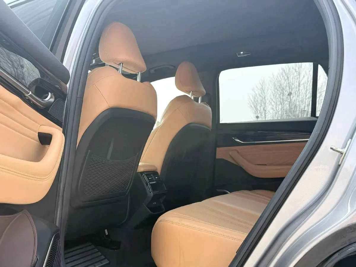 2024 Geely Monjaro 1.5T 163HP L4 3DHT Hybrid,autocango,china used car exporter,china ev exporter,chinese used car exporter,chinese used ev exporter