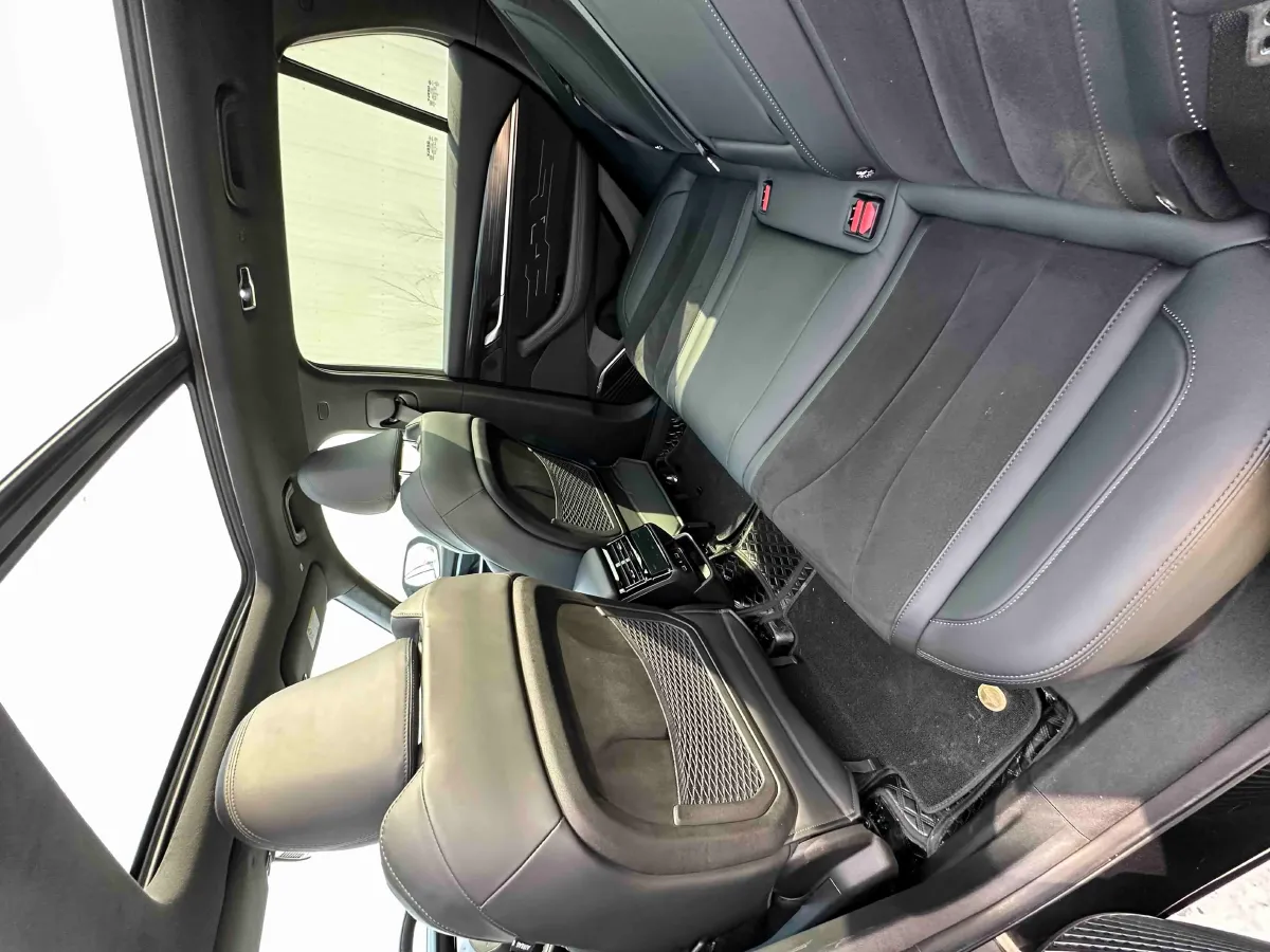 2024 Geely Monjaro 2.0T 238HP L4 8AT,autocango,china used car exporter,china ev exporter,chinese used car exporter,chinese used ev exporter