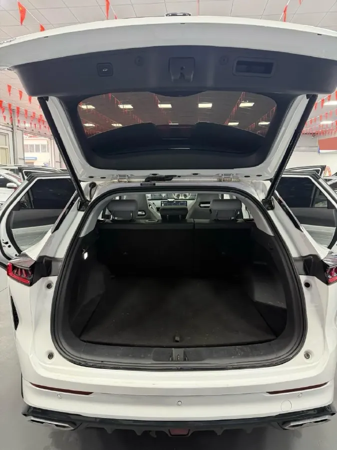 2024 ChangAn UNI-Z 1.5L 98HP L4 E-CVT PHEV 18.4KWH,autocango,china used car exporter,china ev exporter,chinese used car exporter,chinese used ev exporter