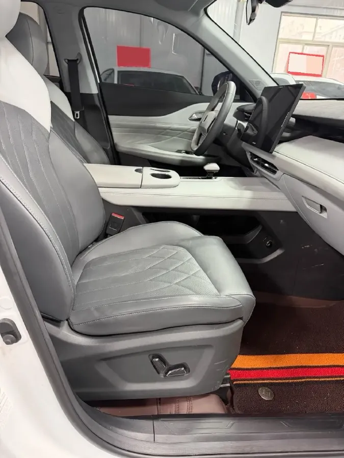 2024 ChangAn UNI-Z 1.5L 98HP L4 E-CVT PHEV 18.4KWH,autocango,china used car exporter,china ev exporter,chinese used car exporter,chinese used ev exporter