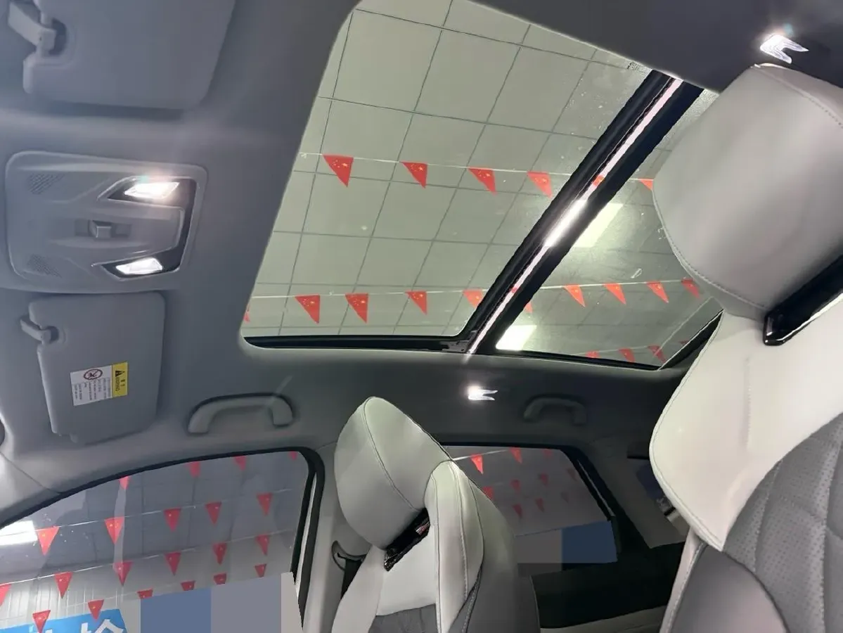 2024 ChangAn UNI-Z 1.5L 98HP L4 E-CVT PHEV 18.4KWH,autocango,china used car exporter,china ev exporter,chinese used car exporter,chinese used ev exporter