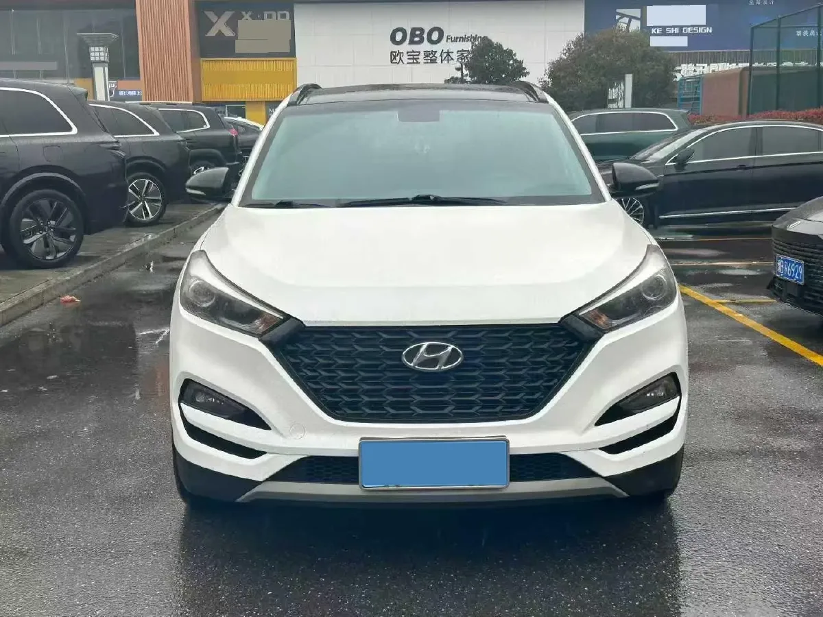 2015 Hyundai Tucson 1.6T 177HP L4 7DCT,autocango,china used car exporter,china ev exporter,chinese used car exporter,chinese used ev exporter