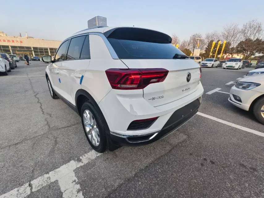 2021 Volkswagen T-Roc 1.4T 150HP L4 7DCT,autocango,china used car exporter,china ev exporter,chinese used car exporter,chinese used ev exporter