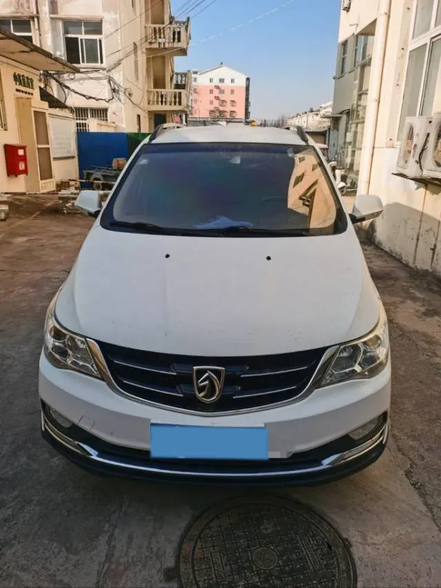 2016 BaoJun 560 1.5T 150HP L4 6MT,autocango,china used car exporter,china ev exporter,chinese used car exporter,chinese used ev exporter