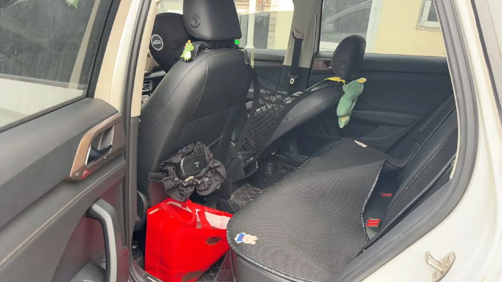 2021 Volkswagen Tharu 1.4T 150HP L4 7DCT,autocango,china used car exporter,china ev exporter,chinese used car exporter,chinese used ev exporter