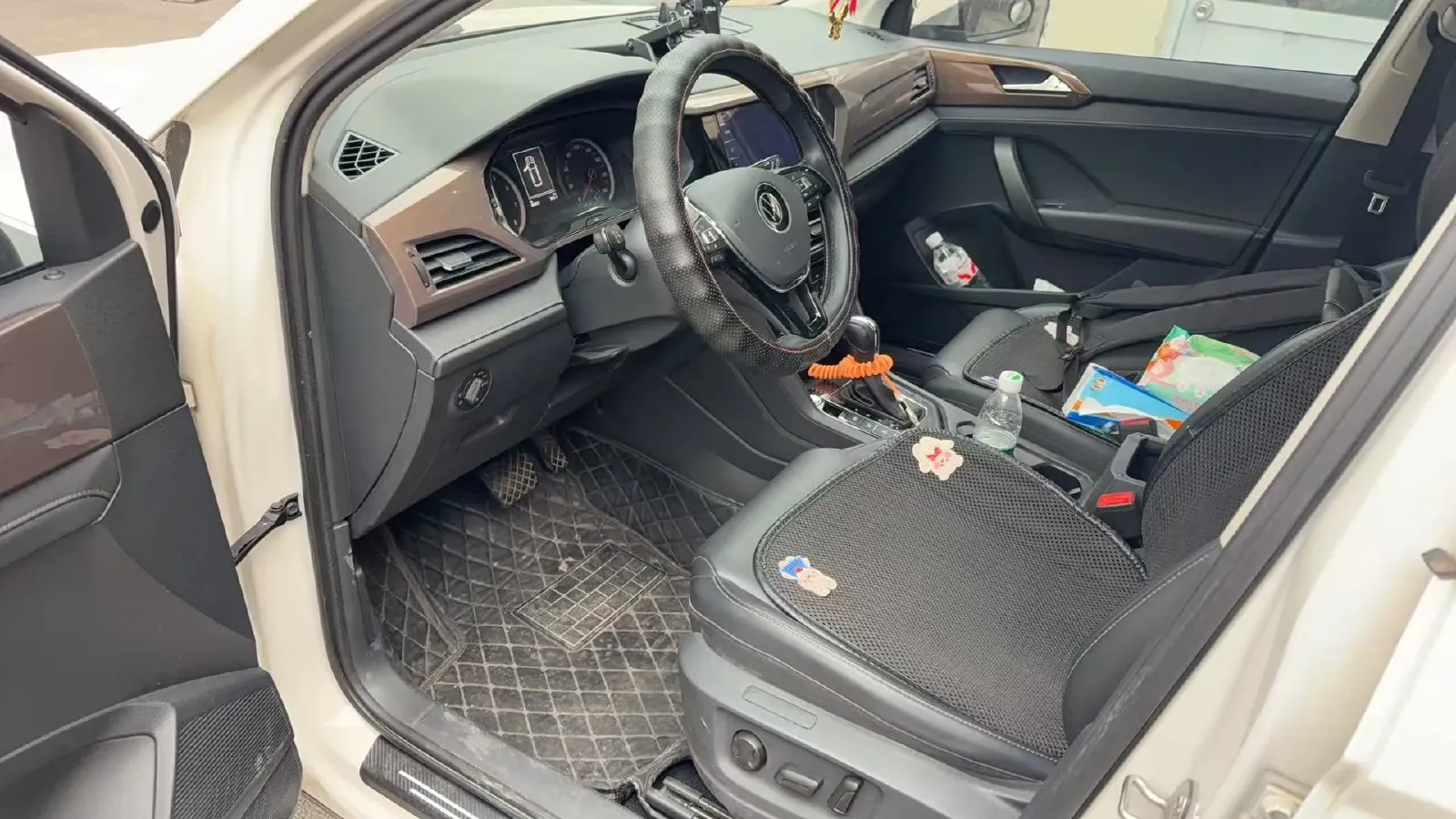 2021 Volkswagen Tharu 1.4T 150HP L4 7DCT,autocango,china used car exporter,china ev exporter,chinese used car exporter,chinese used ev exporter