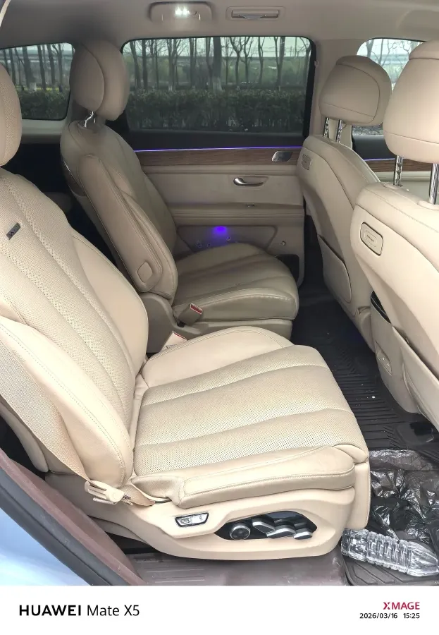 2024 AITO AITO M7 1.5T 152HP L4 REEV 40KWH,autocango,china used car exporter,china ev exporter,chinese used car exporter,chinese used ev exporter