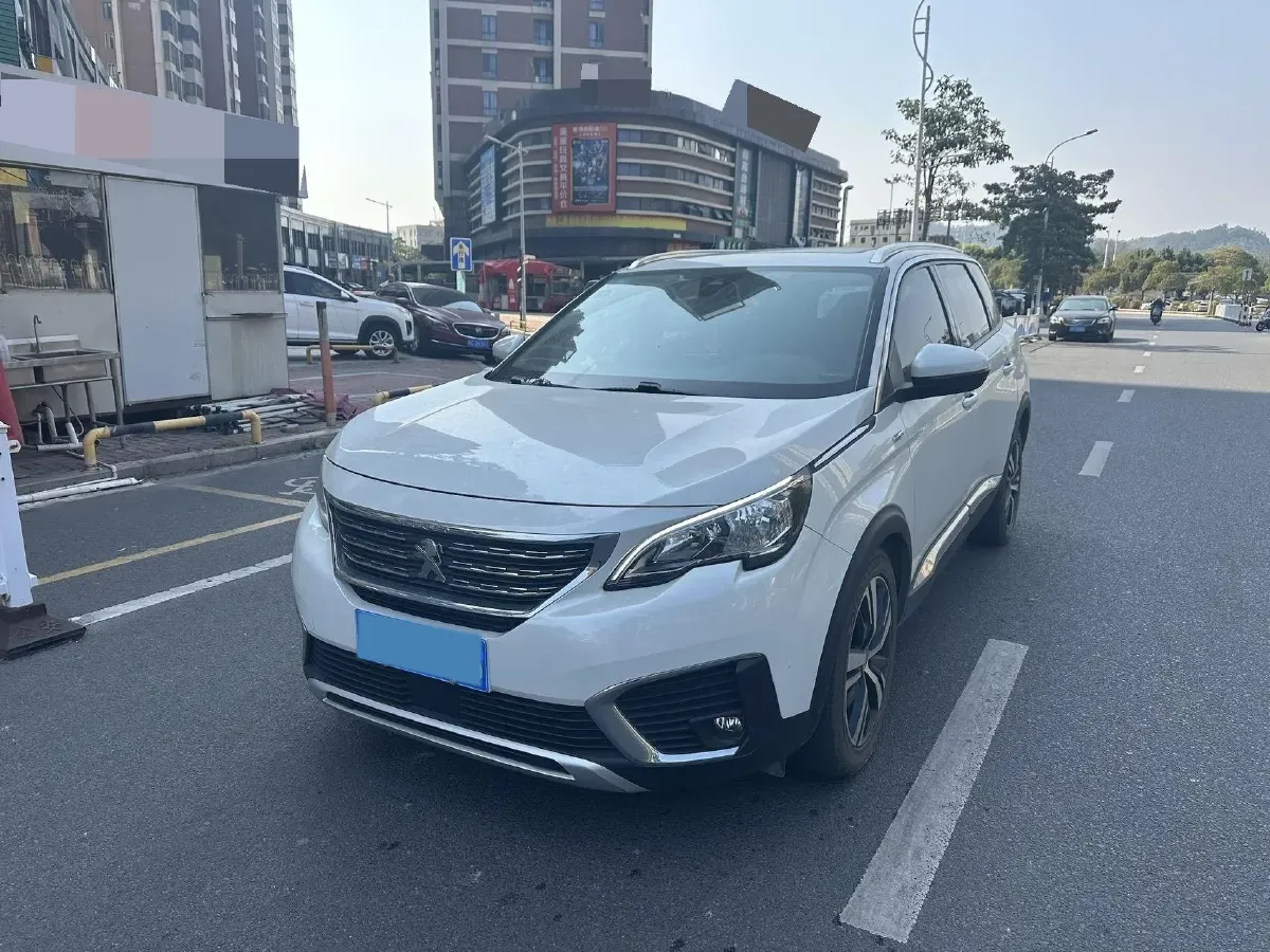 2019 Peugeot 5008 1.8T 204HP L4 6AT,autocango,china used car exporter,china ev exporter,chinese used car exporter,chinese used ev exporter
