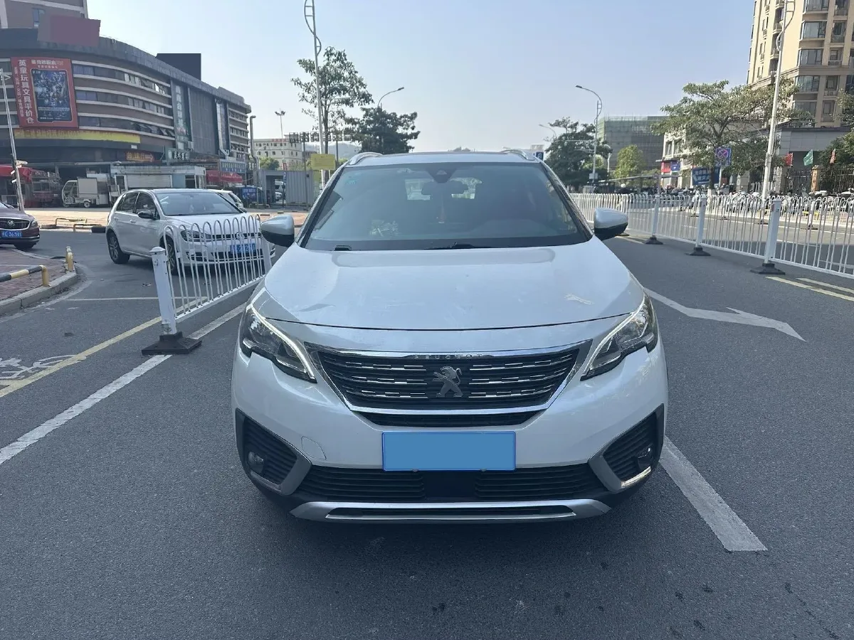 2019 Peugeot 5008 1.8T 204HP L4 6AT,autocango,china used car exporter,china ev exporter,chinese used car exporter,chinese used ev exporter