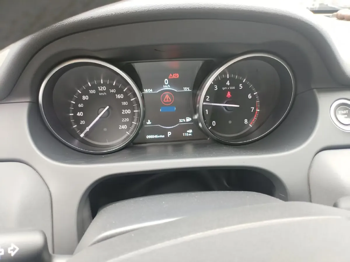 2019 Land Rover Discovery Sport 2.0T 241HP L4 9AT,autocango,china used car exporter,china ev exporter,chinese used car exporter,chinese used ev exporter