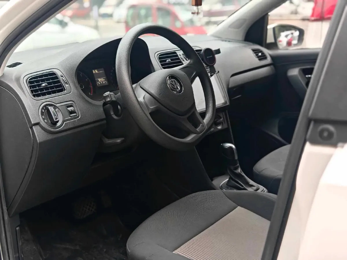 2018 ChangAn Eado 1.6L 128HP L4 6AT,autocango,china used car exporter,china ev exporter,chinese used car exporter,chinese used ev exporter