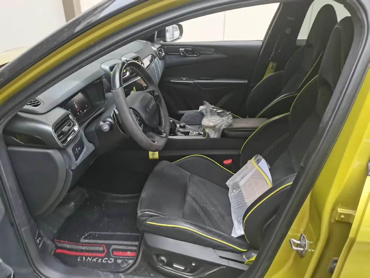 2022 LYNK&CO 03 2.0T 254HP L4 8AT,autocango,china used car exporter,china ev exporter,chinese used car exporter,chinese used ev exporter