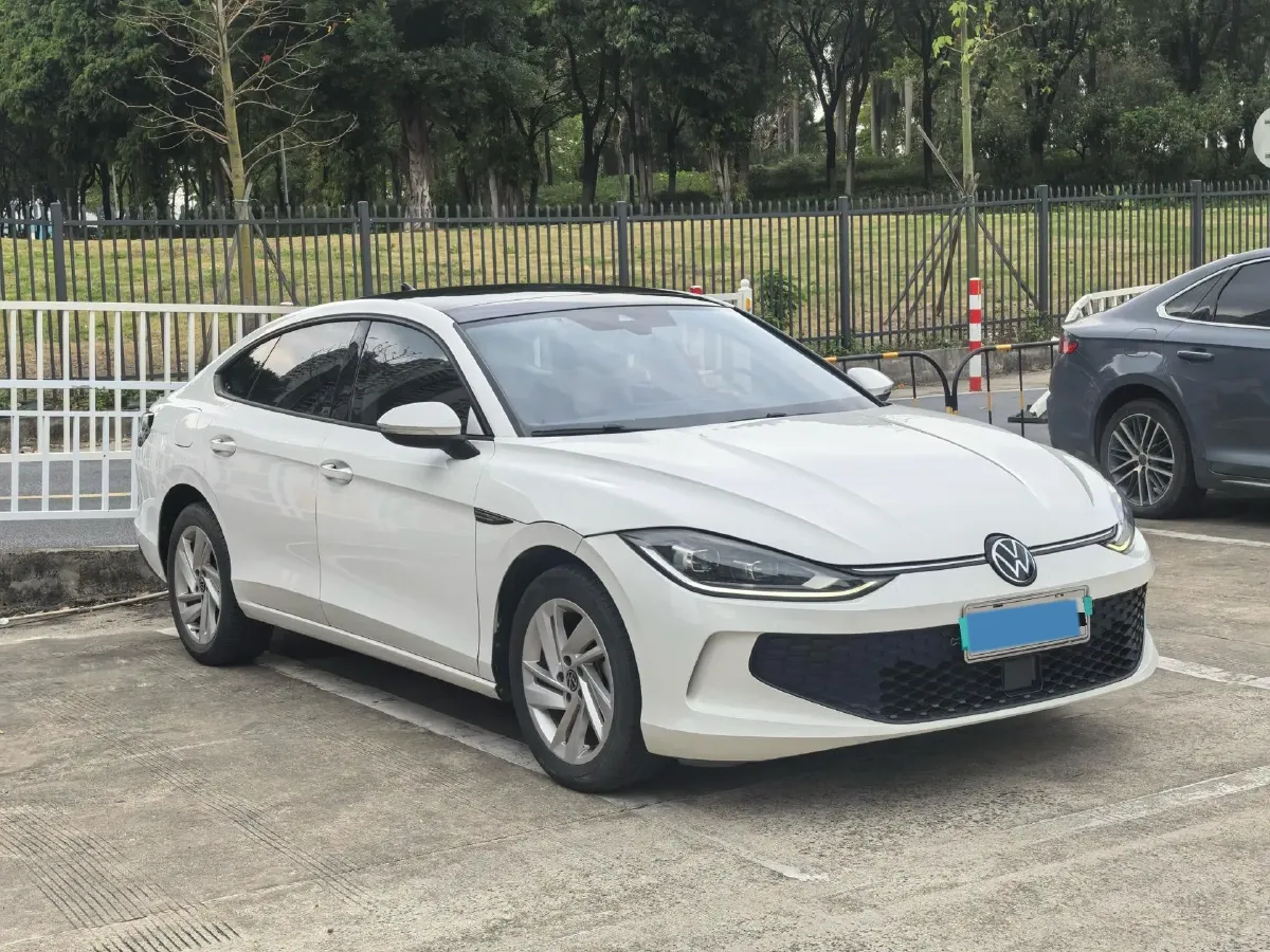 2022 Volkswagen Lavida 1.4T 150HP L4 7DCT,autocango,china used car exporter,china ev exporter,chinese used car exporter,chinese used ev exporter