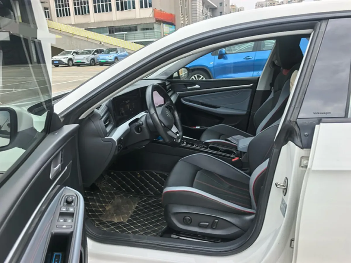 2022 Volkswagen Lavida 1.4T 150HP L4 7DCT,autocango,china used car exporter,china ev exporter,chinese used car exporter,chinese used ev exporter