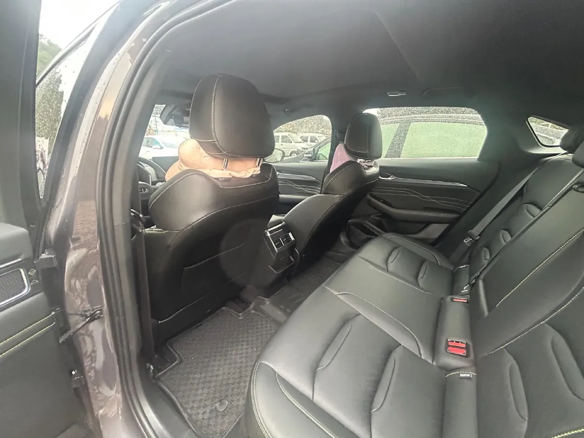 2023 Geely Preface 1.5T 181HP L4 7DCT,autocango,china used car exporter,china ev exporter,chinese used car exporter,chinese used ev exporter