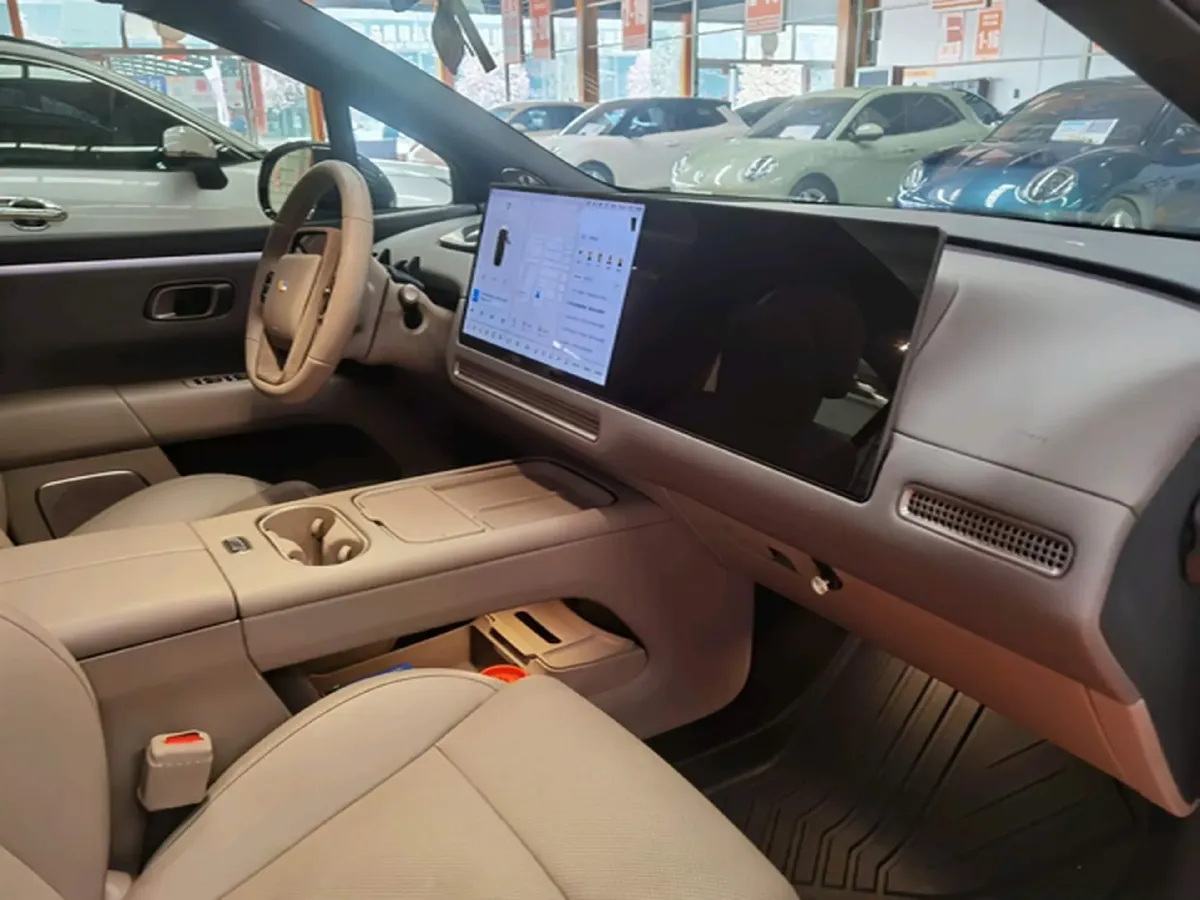 2025 Li i6 BEV,autocango,china used car exporter,china ev exporter,chinese used car exporter,chinese used ev exporter