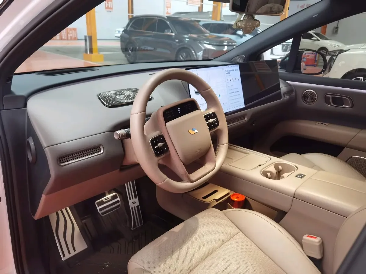 2025 Li i6 BEV,autocango,china used car exporter,china ev exporter,chinese used car exporter,chinese used ev exporter