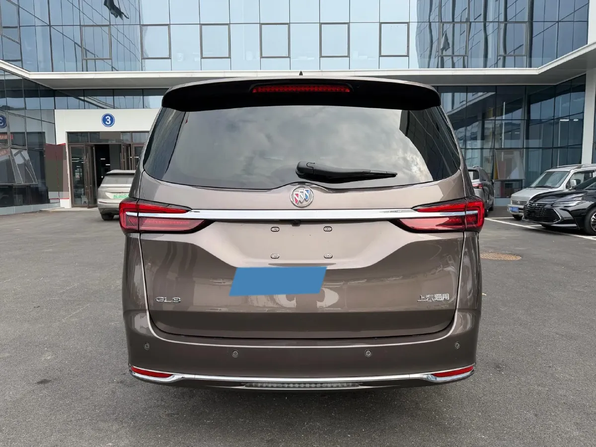 2023 Buick GL8 2.0T 237HP L4 9AT,autocango,china used car exporter,china ev exporter,chinese used car exporter,chinese used ev exporter