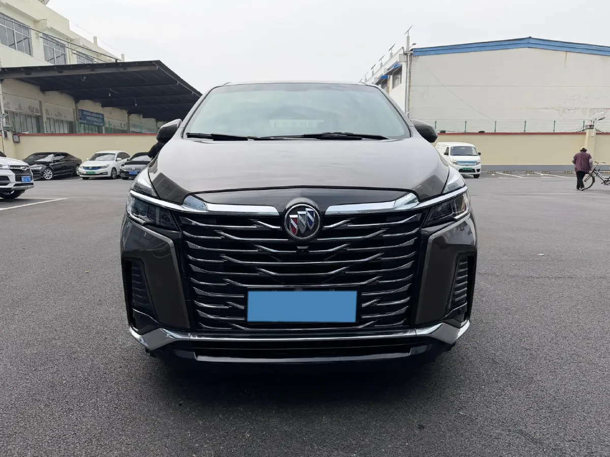 2023 Buick GL8 2.0T 237HP L4 9AT,autocango,china used car exporter,china ev exporter,chinese used car exporter,chinese used ev exporter