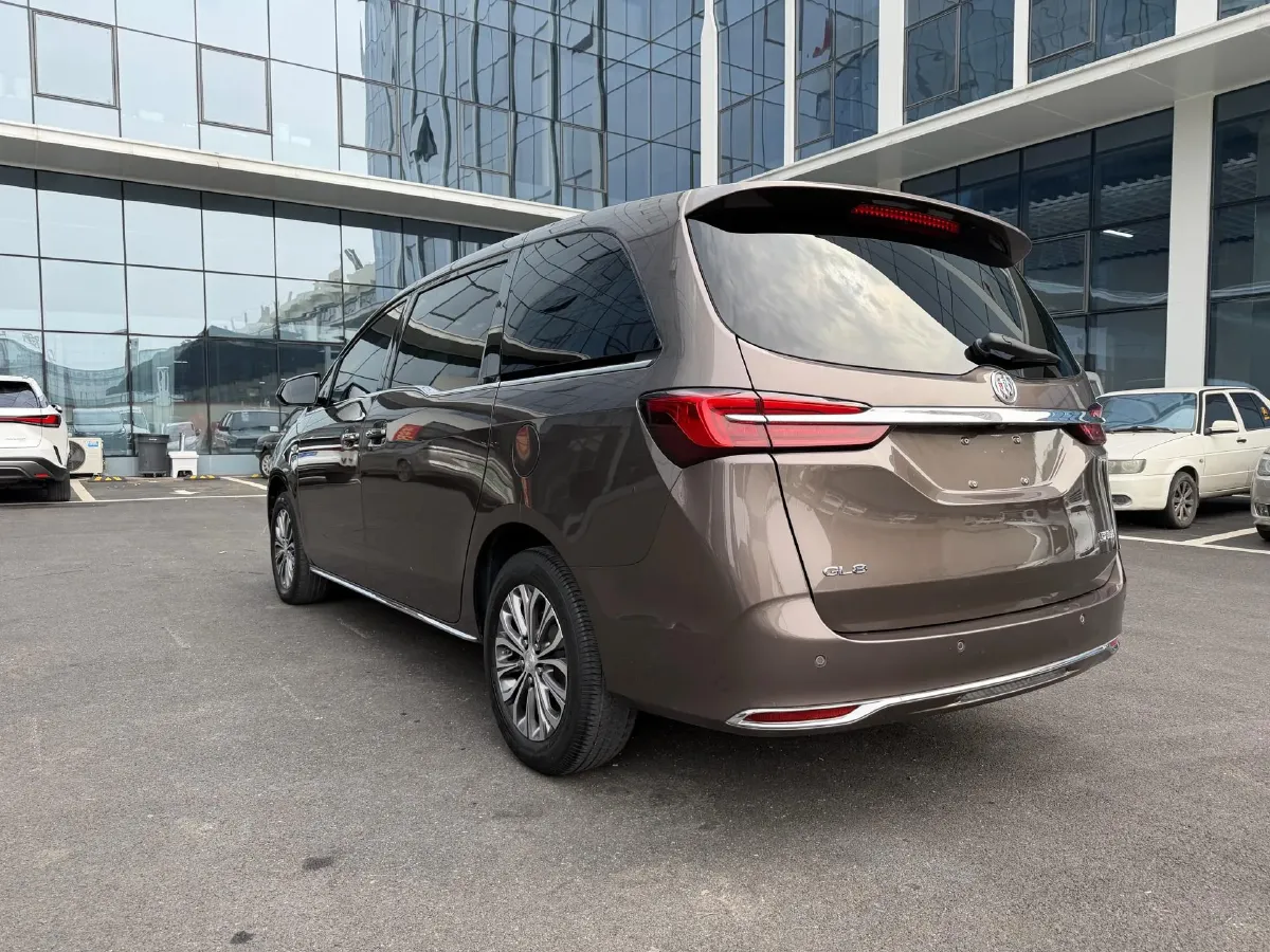 2023 Buick GL8 2.0T 237HP L4 9AT,autocango,china used car exporter,china ev exporter,chinese used car exporter,chinese used ev exporter