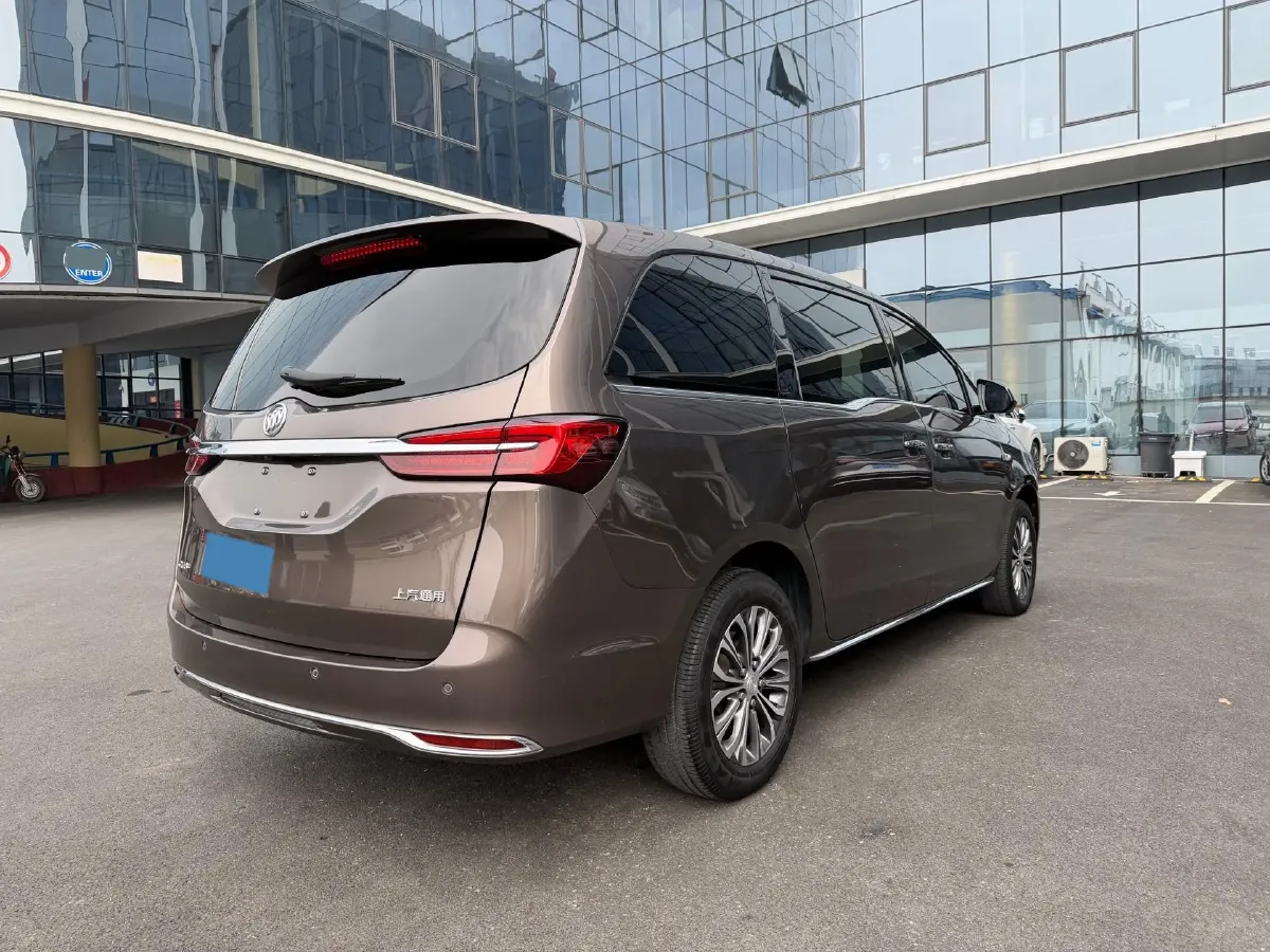 2023 Buick GL8 2.0T 237HP L4 9AT,autocango,china used car exporter,china ev exporter,chinese used car exporter,chinese used ev exporter