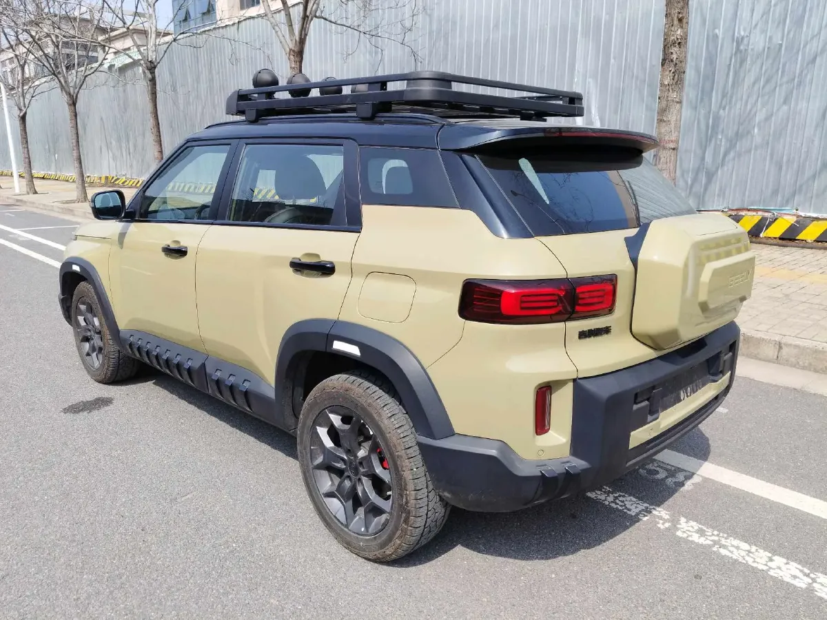 2025 Geely Cowboy 1.5T 181HP L4 7DCT,autocango,china used car exporter,china ev exporter,chinese used car exporter,chinese used ev exporter