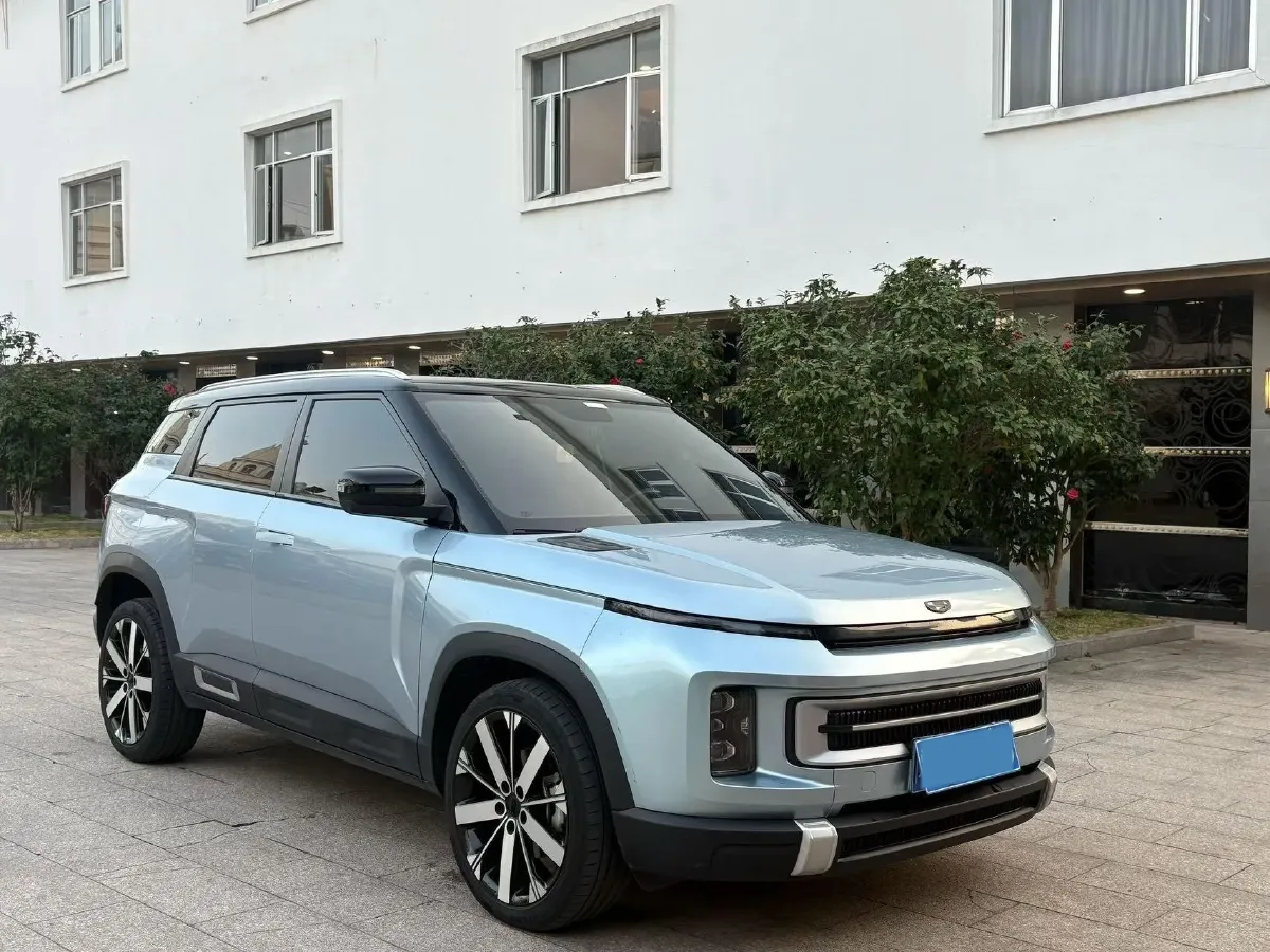 2023 Geely ICON 1.5T 181HP L4 7DCT,autocango,china used car exporter,china ev exporter,chinese used car exporter,chinese used ev exporter