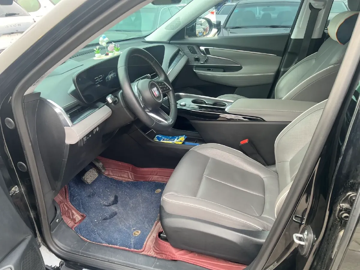 2023 Buick EnvisionPlus 1.5T 211HP L4 9AT,autocango,china used car exporter,china ev exporter,chinese used car exporter,chinese used ev exporter