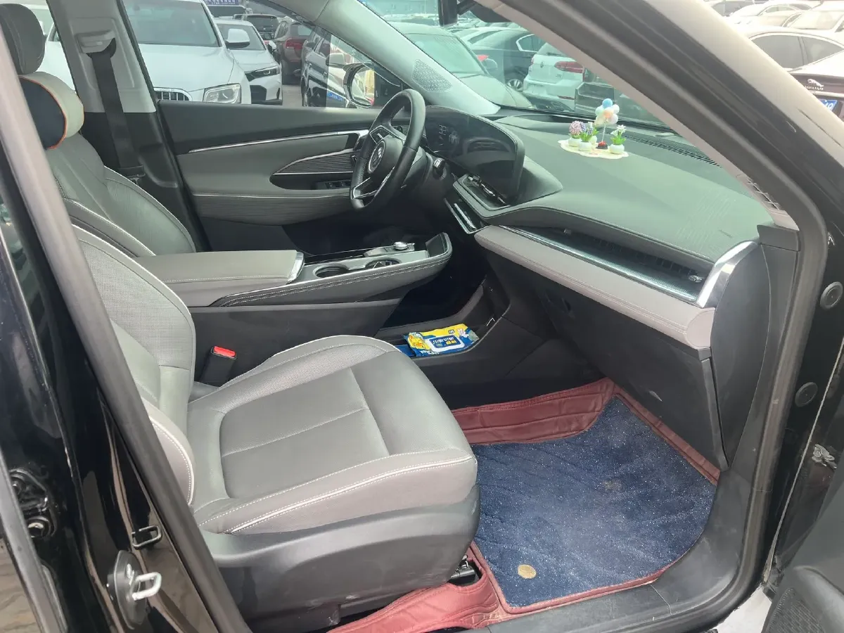 2023 Buick EnvisionPlus 1.5T 211HP L4 9AT,autocango,china used car exporter,china ev exporter,chinese used car exporter,chinese used ev exporter