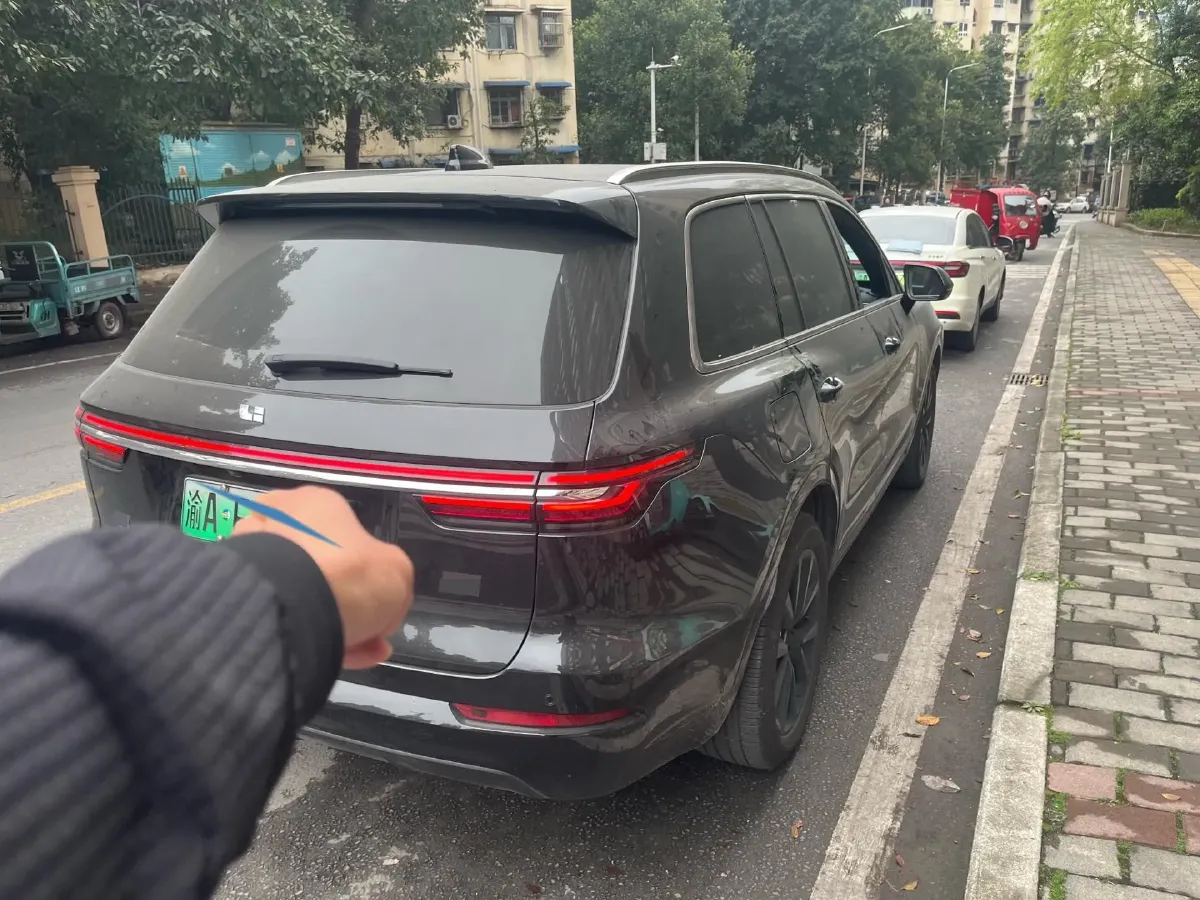 2021 Li ONE Range Extended 131HP REEV 40.5KWH,autocango,china used car exporter,china ev exporter,chinese used car exporter,chinese used ev exporter