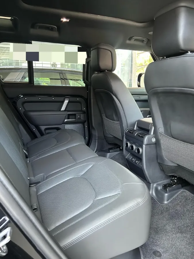 2023 Land Rover Defender 5.0T 525HP V8 8AT,autocango,china used car exporter,china ev exporter,chinese used car exporter,chinese used ev exporter