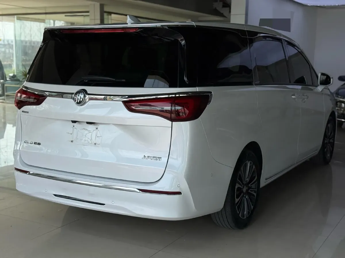 2023 Buick GL8 2.0T 237HP L4 9AT,autocango,china used car exporter,china ev exporter,chinese used car exporter,chinese used ev exporter