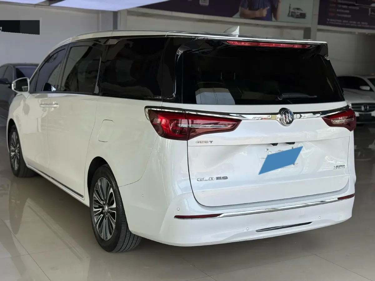 2023 Buick GL8 2.0T 237HP L4 9AT,autocango,china used car exporter,china ev exporter,chinese used car exporter,chinese used ev exporter