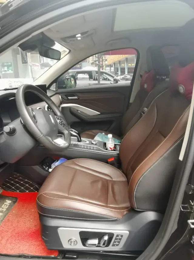 2021 WEY VV6 2.0T 227HP L4 7DCT,autocango,china used car exporter,china ev exporter,chinese used car exporter,chinese used ev exporter