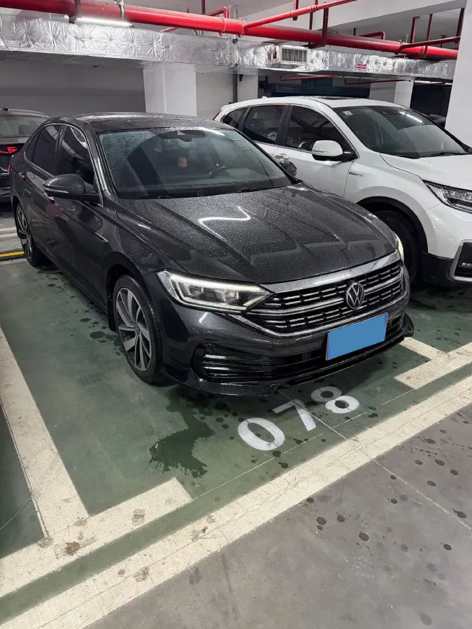2025 Volkswagen Sagitar 1.5T 160HP L4 7DCT,autocango,china used car exporter,china ev exporter,chinese used car exporter,chinese used ev exporter