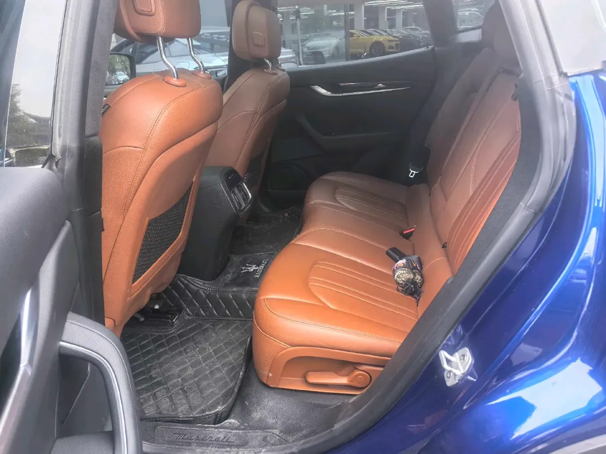 2018 Jaguar XJ 3.0T 340HP V6 8AT,autocango,china used car exporter,china ev exporter,chinese used car exporter,chinese used ev exporter